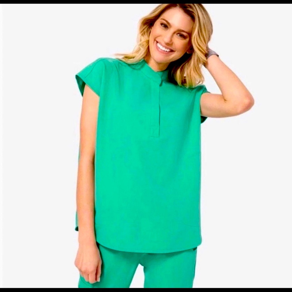 FIGS Rafaela/High-Waisted Yola XS surgical green set